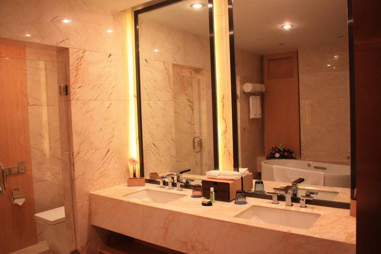 Xining Sapphire Hotel Экстерьер фото